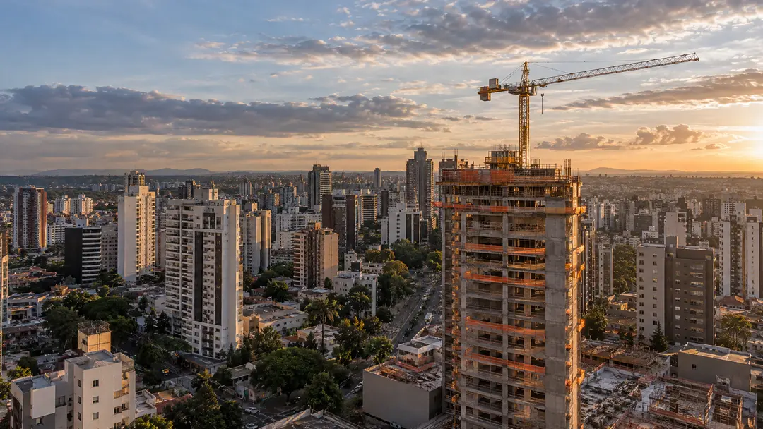 Vista aérea de bairro residencial de Curitiba